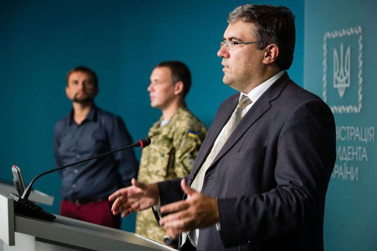 На День прапора в Києві урочисто поховають невідомого воїна АТО