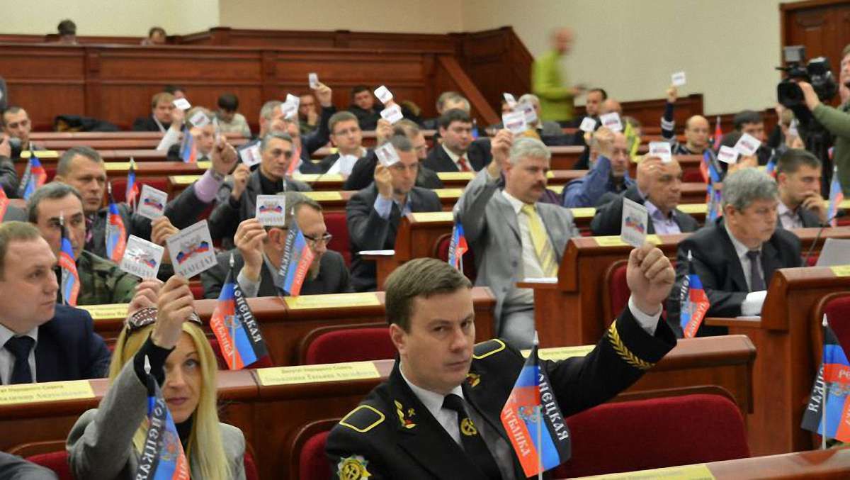 Бойовики «ДНР» вирішили знести пам’ятники жертвам Голодомору та політичних репресій