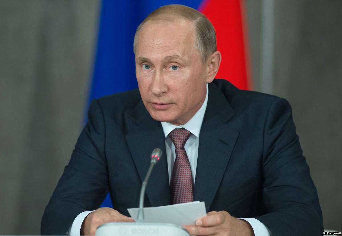 Путін закликав кримських татар не вимагати особливого статусу