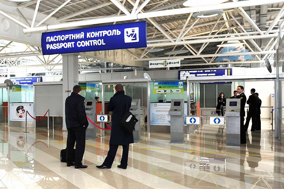 Українські біометричні пункти пропуску підключені до баз Інтерполу