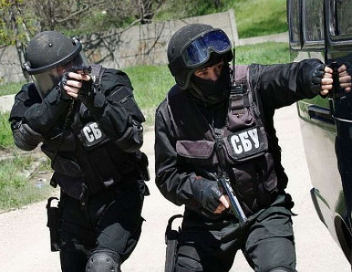 СБУ затримала банківське обладнання, яке везли в «ДНР»