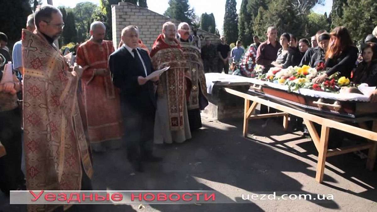 У Дніпропетровську поховали 14 неупізнаних воїнів АТО