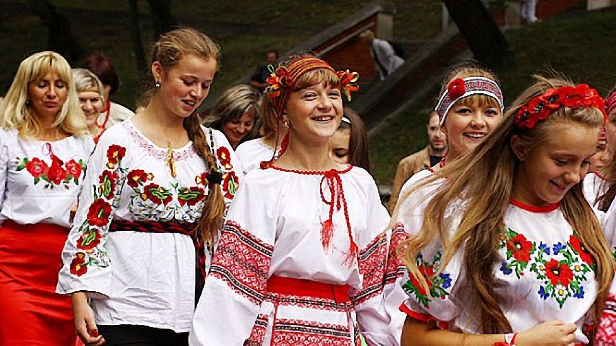 На День незалежності України Сихів переодягнеться у вишиванки