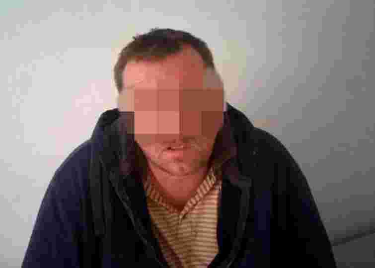 На Луганщині затримали інформатора терористів зі зброєю