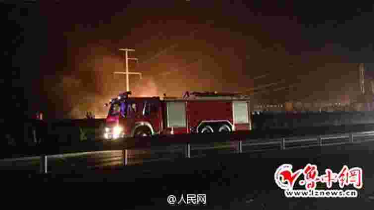 На хімічному складі на сході Китаю стався потужний вибух (відео)