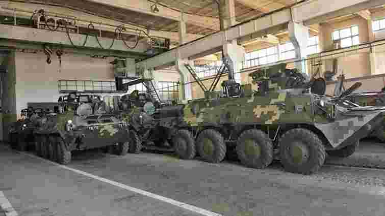 «Укроборонпром» передав Збройним силам кілька десятків бойових машин і сім «Градів»