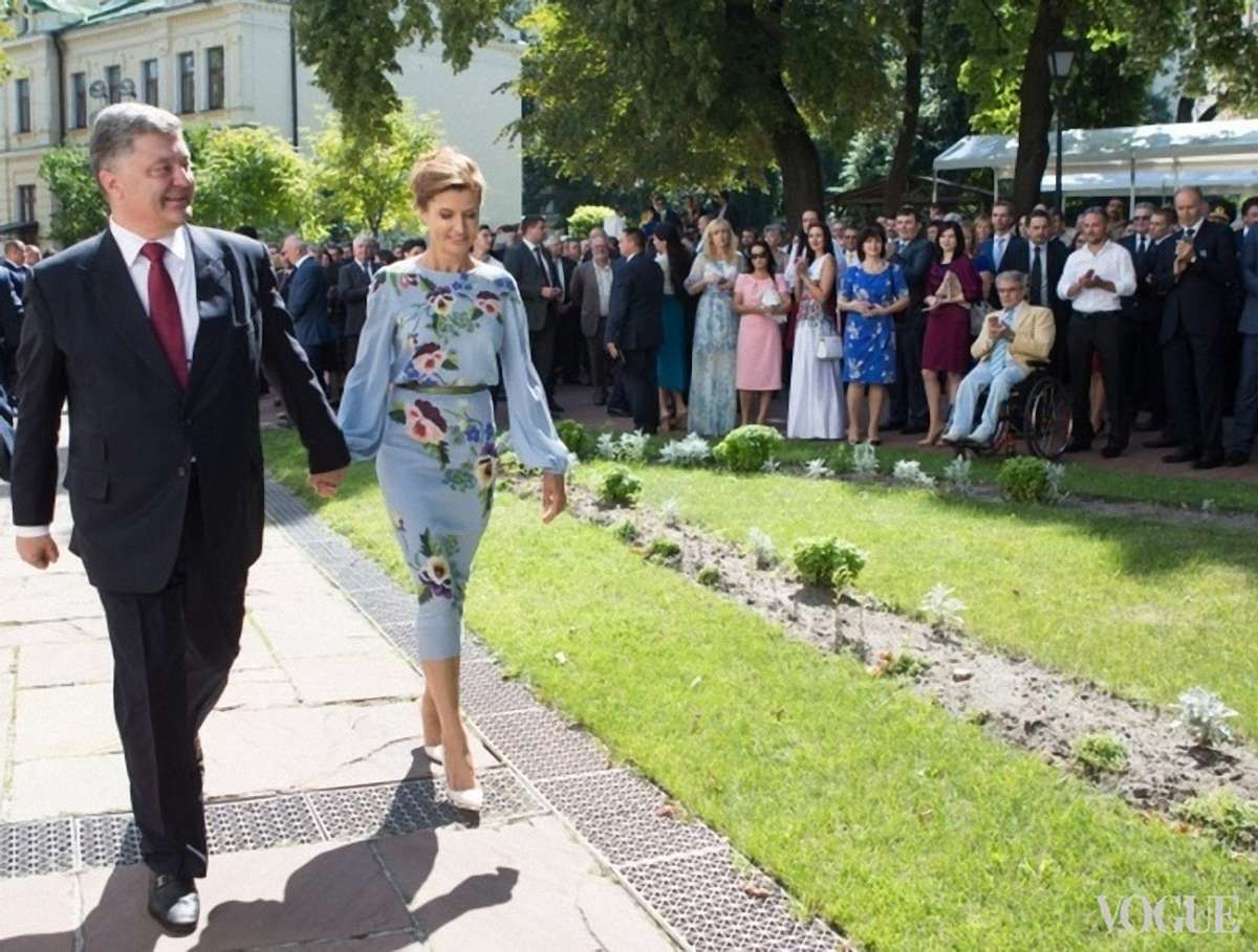 Для Дня Незалежності Марина Порошенко обрала сукню з кропом
