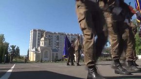 Львівські нацгвардійці отримали бойові прапори та квартири