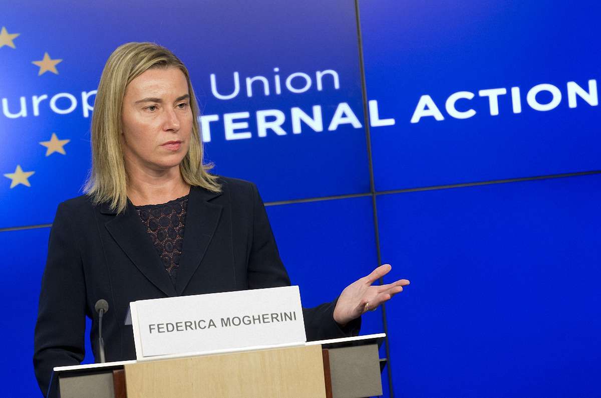 У ЄС назвали вирок Сенцову і Кольченку порушенням міжнародного права  