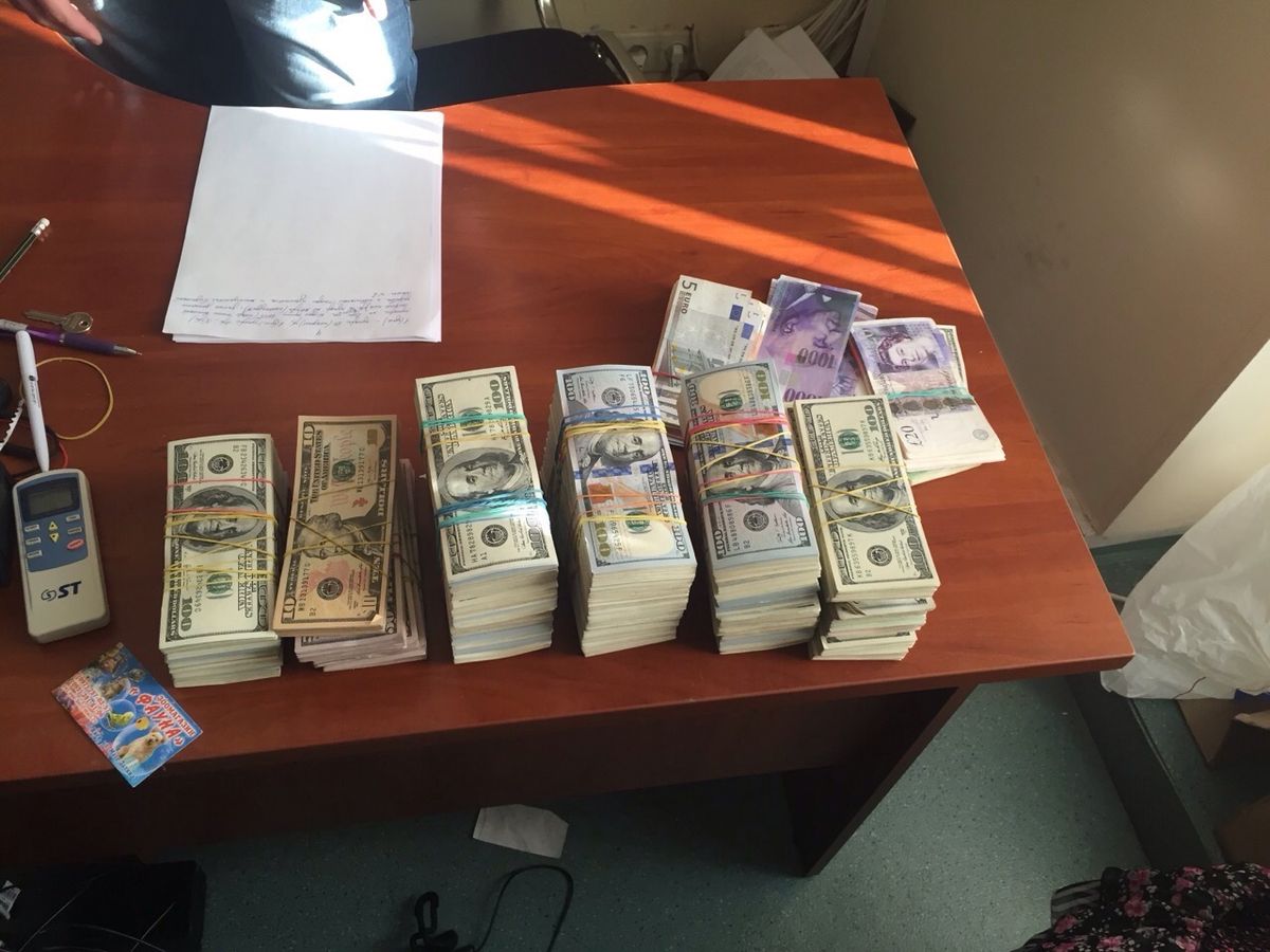У Києві правоохоронці ліквідували конвертаційний центр
