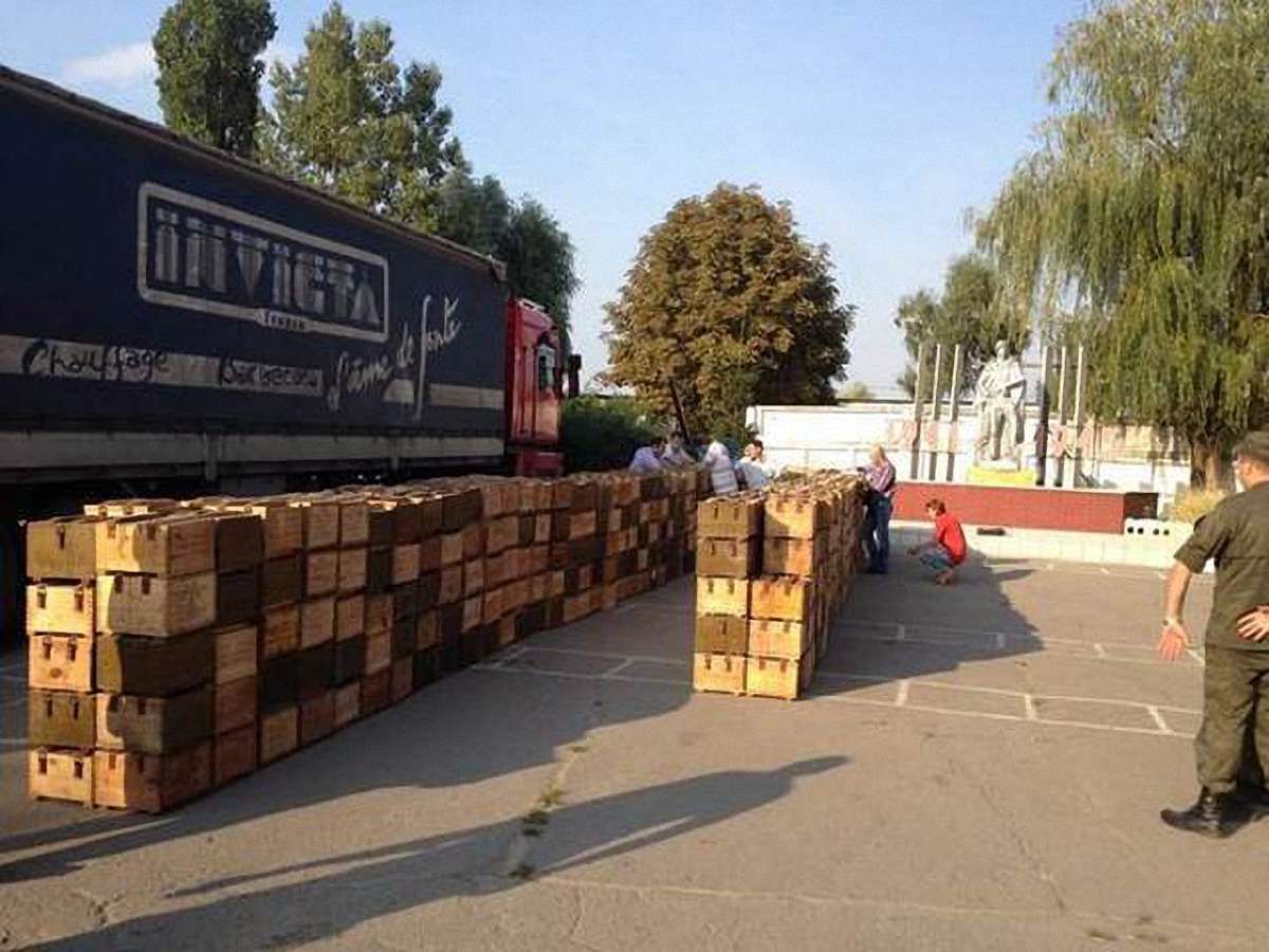 На Дніпропетровщині затримали 100 мільйонів капсуль-запалювачів до патронів