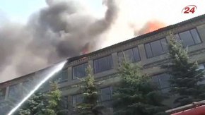 У Бродах повністю згорів столярний цех