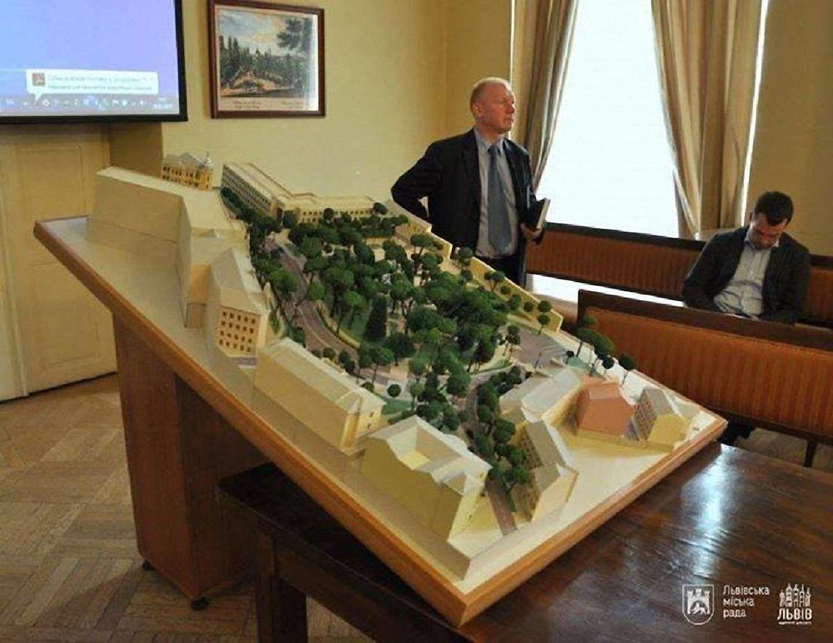 Міжнародні експерти розкритикували проект облаштування скверу на площі Св. Юра у Львові