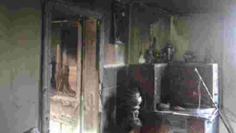 На Львівщині під час пожежі у власному будинку загинула літня жінка