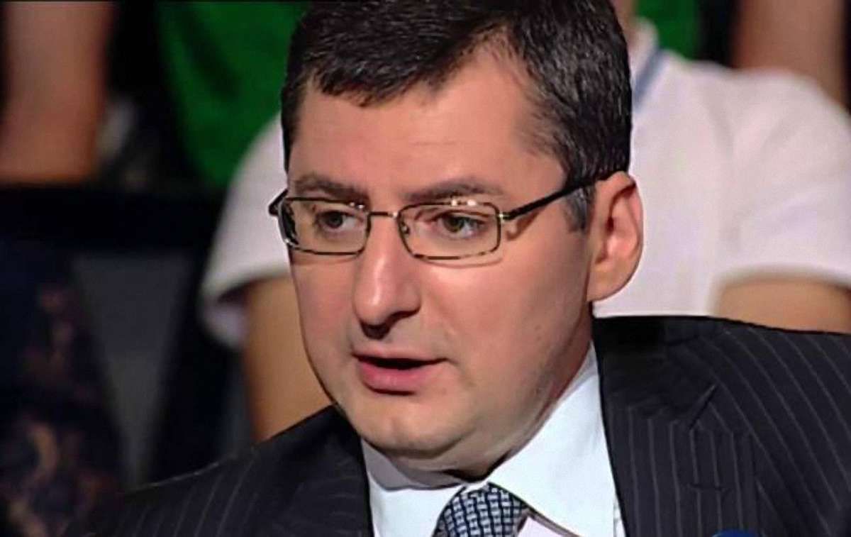 Лікарчук розказав про лондонську квартиру голови ДФС Насірова