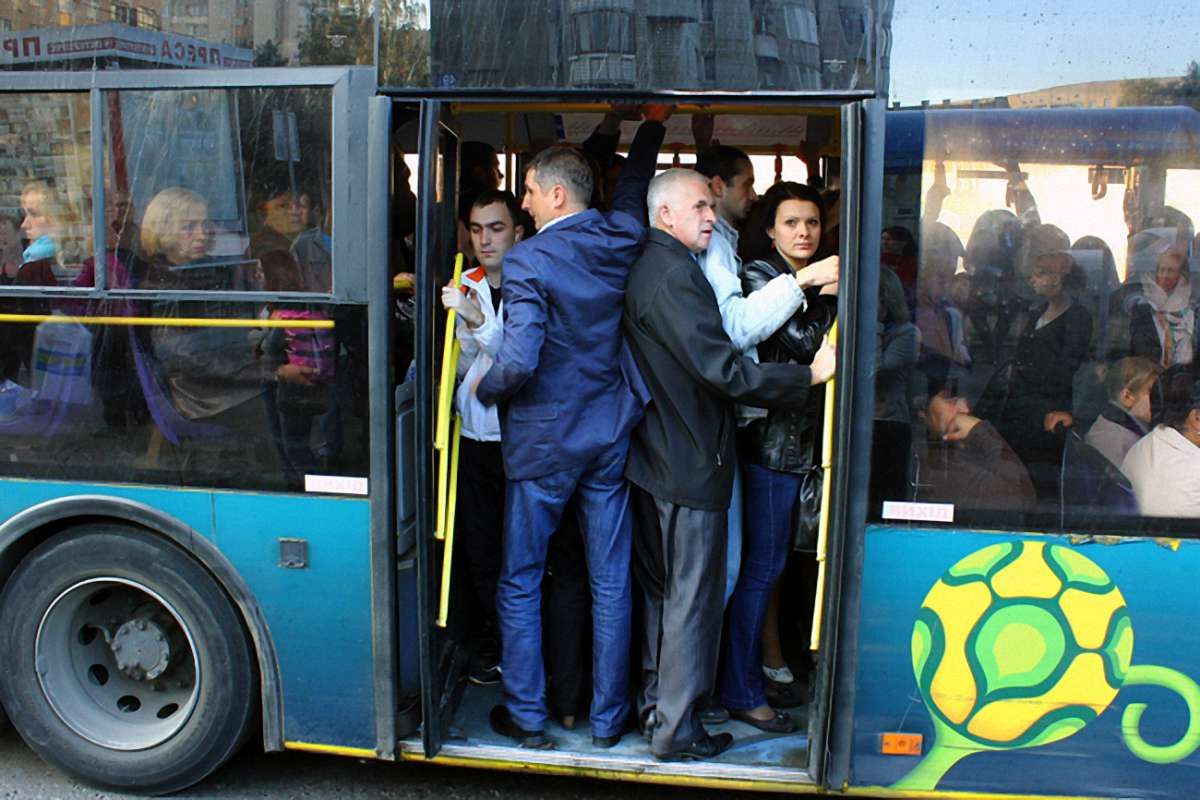 Суд підтвердив законність підвищення тарифів на львівські маршрутки