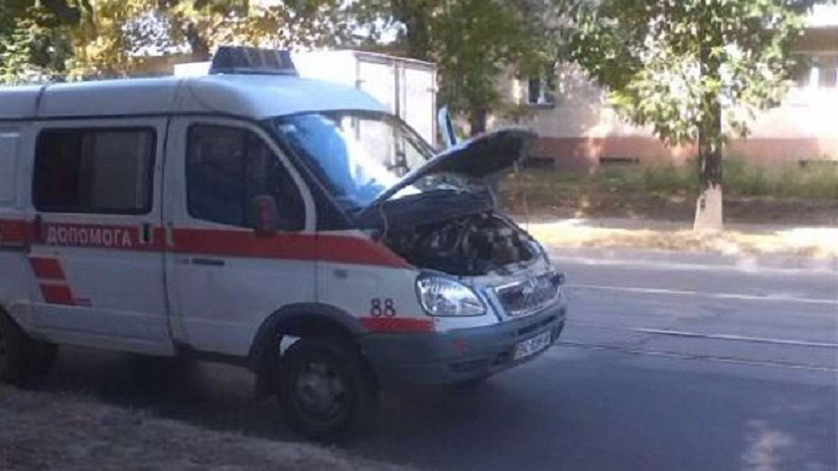 У Львові зламалася «швидка», яка приїхала до збитого автомобілем пішохода