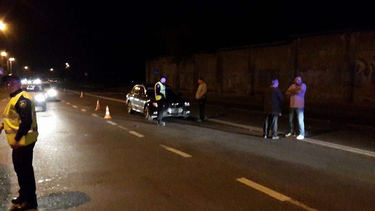 У Львові на переході водій Skoda Superb збив жінку