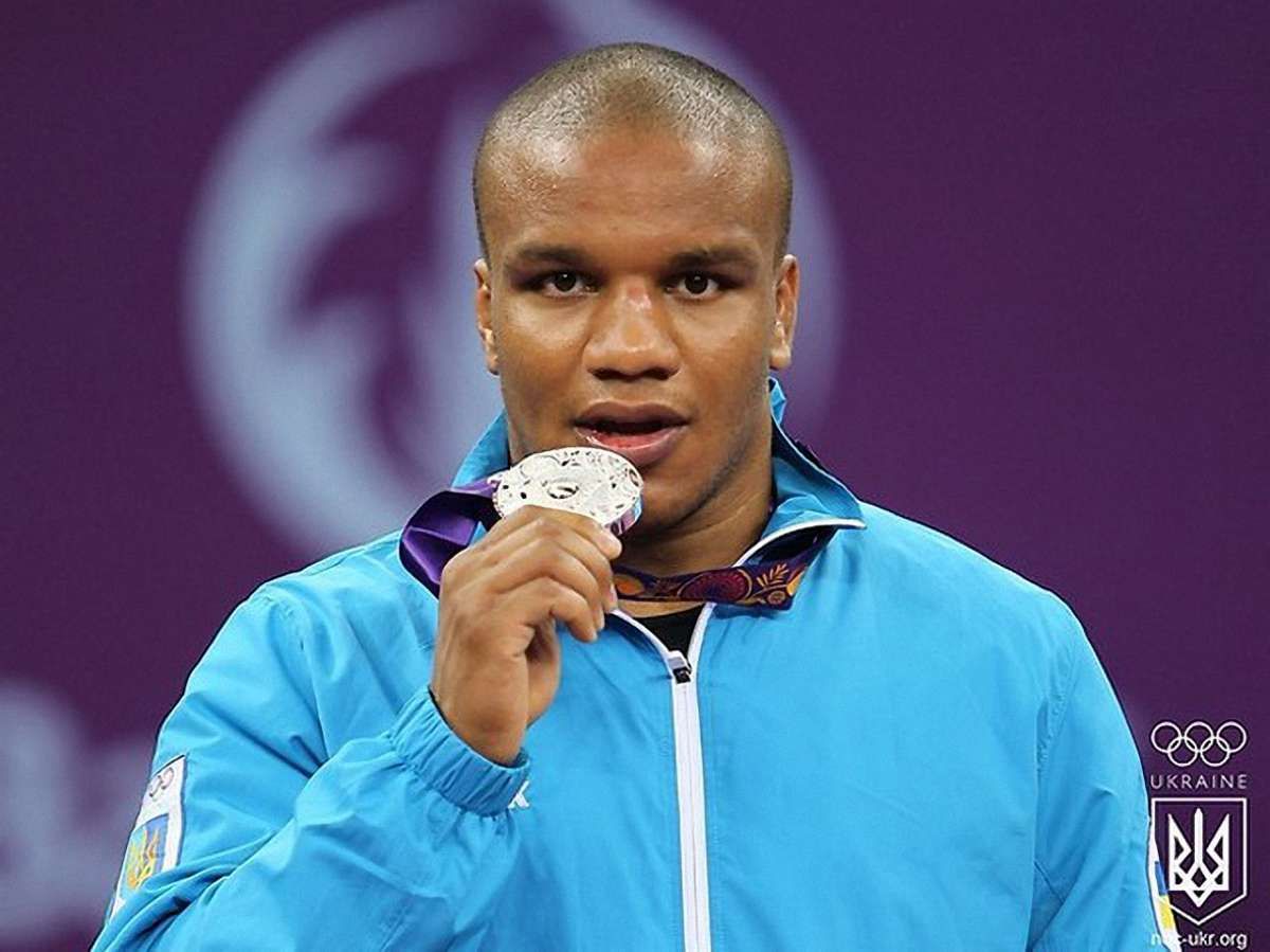 Українець Жан Беленюк став чемпіоном світу із греко-римської боротьби
