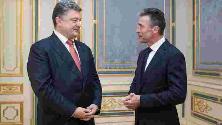 Якщо РФ не не припинить вогонь на Донбасі, Європа надасть зброю Україні, - екс-генсек НАТО