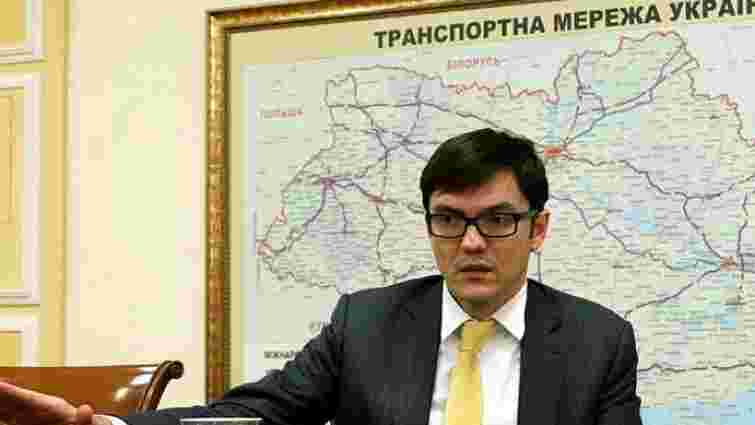 Чиста білизна в українських поїздах з'явиться через півроку, - міністр інфраструктури