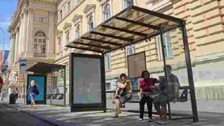 У центрі Львова за кошти підприємців облаштують 11 зупинок 