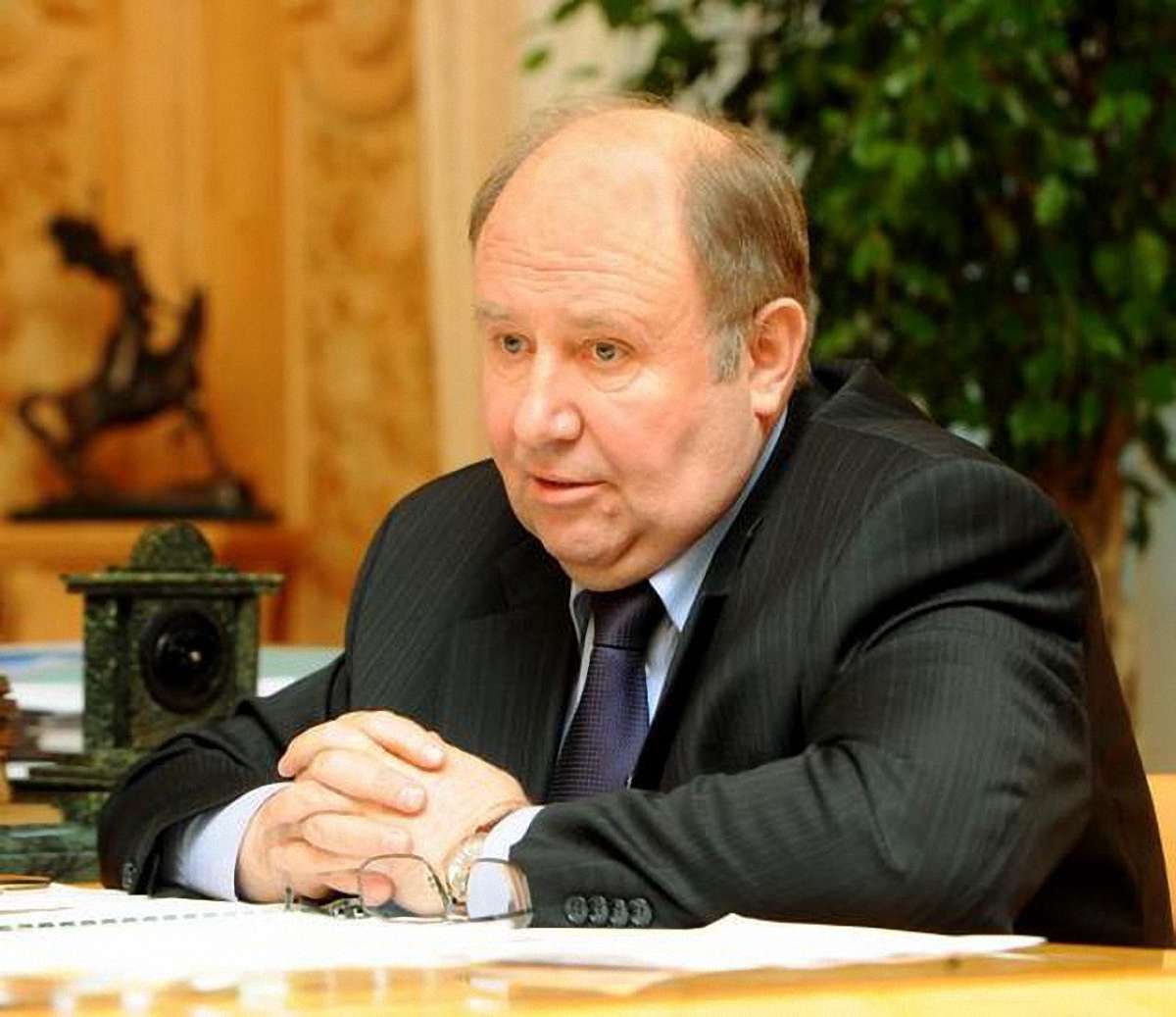 Верховна Рада з п’ятої спроби звільнила керівника апарату