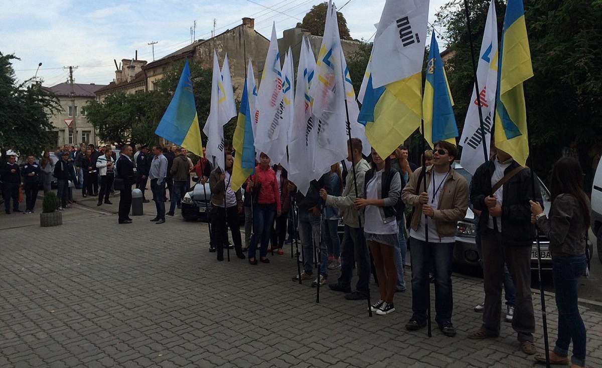 Тернопільські активісти домагаються суду над заступником мера