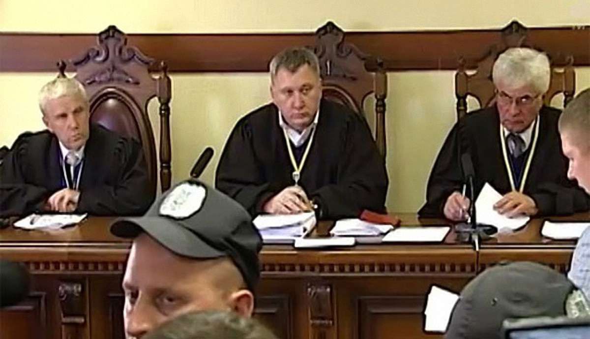 Суддя у справі вбивства Бузини взяв самовідвід