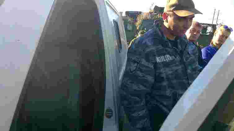 Міліціонерів з Дніпропетровська спіймали на супроводженні контрабанди в «ДНР»