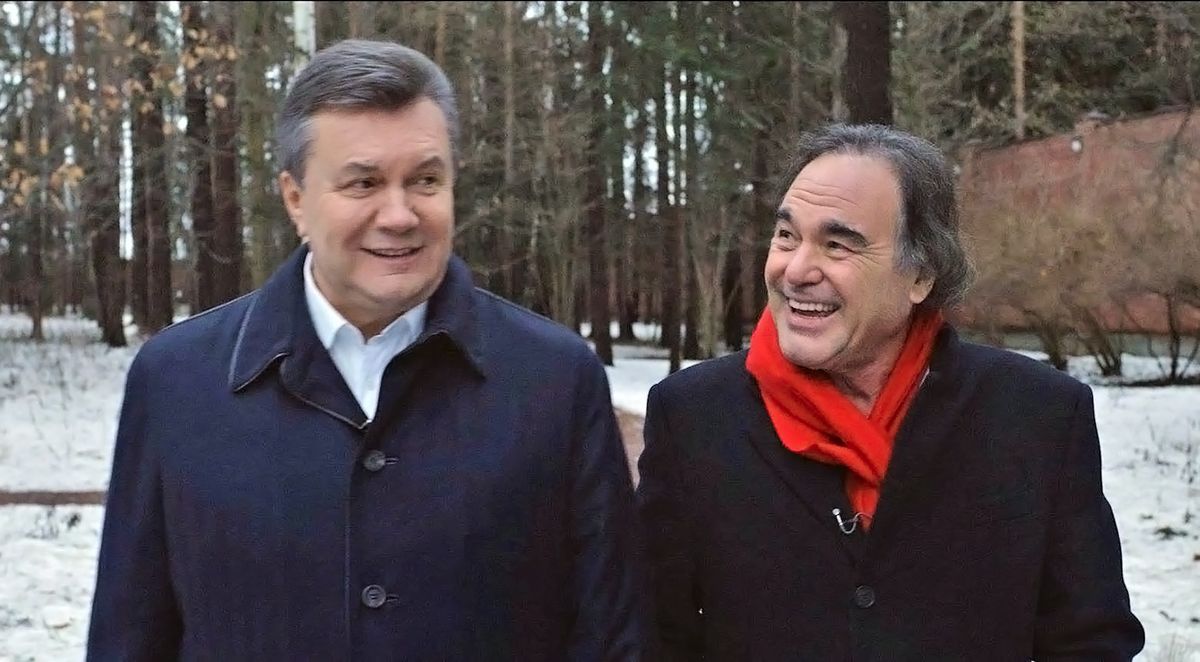 Олівер Стоун зніме Путіна у фільмі про Януковича