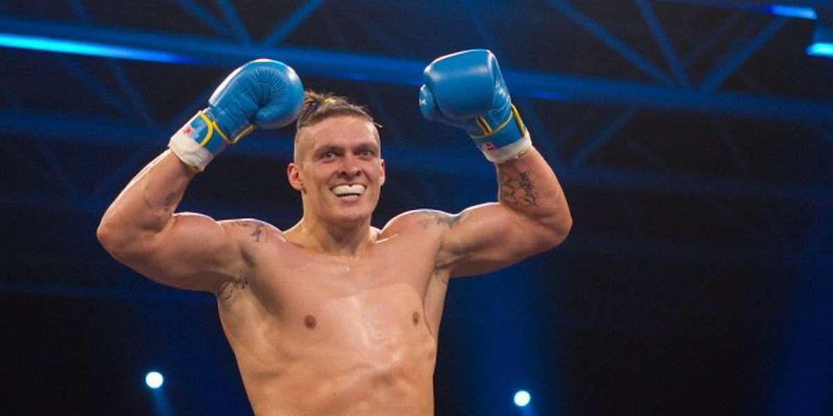 Олександр Усик очолив рейтинг WBO