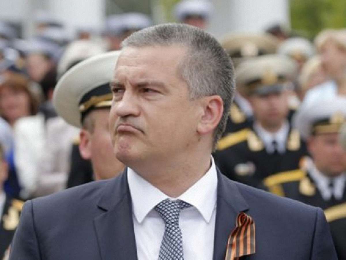 «Голову» окупованого Криму підловили на брехні про диплом