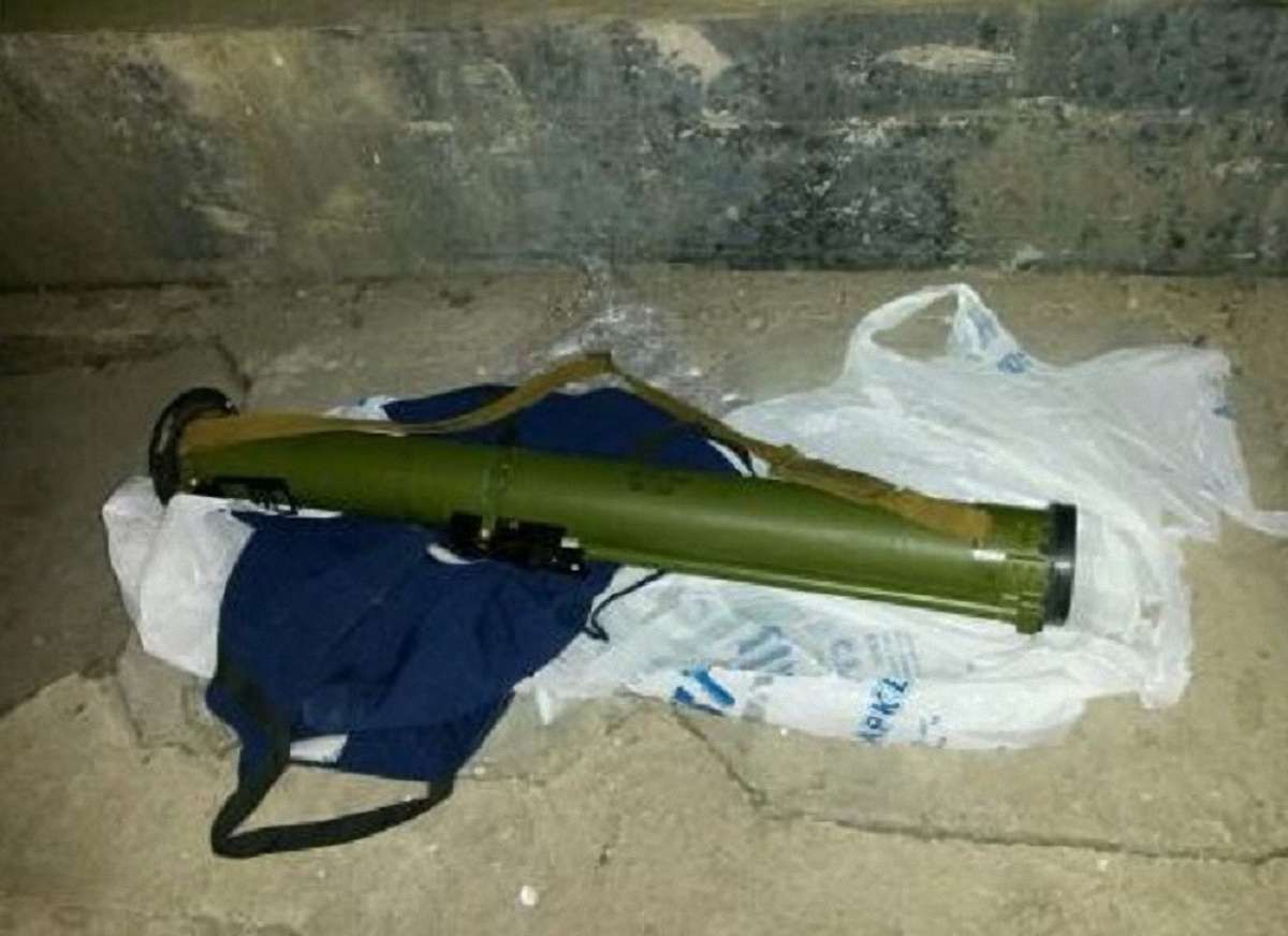 На маршруті кортежу Яценюка та голови уряду Польщі виявили бойовий гранатомет 