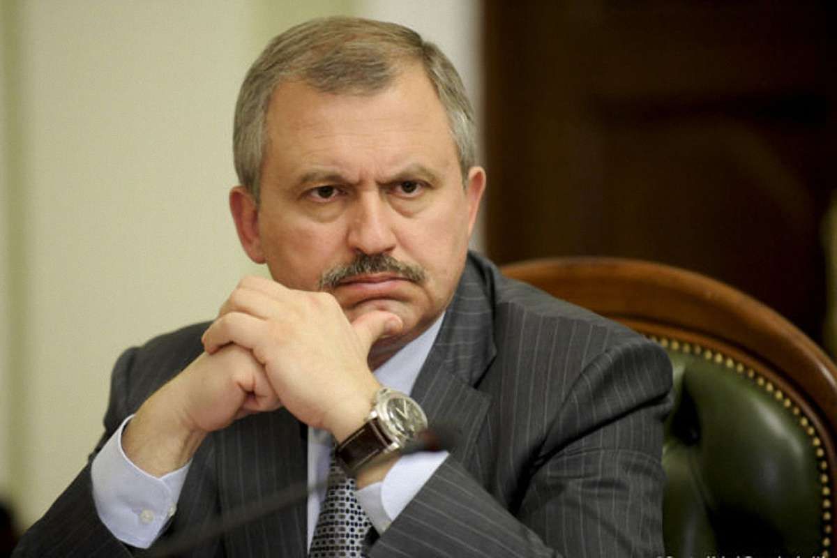 «Укрзалізниця» допомагає кримському заводу Фірташа обійти санкції, – екс-нардеп