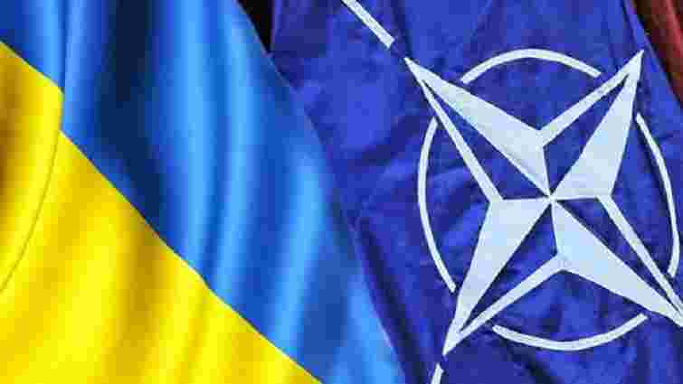 Порошенко планує провести референдум щодо вступу України до НАТО