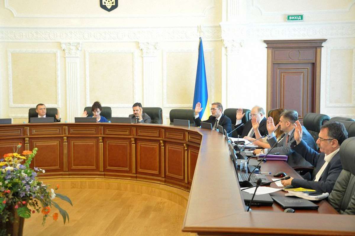 Вищій раді юстиції рекомендовано подати на звільнення п’яти суддів