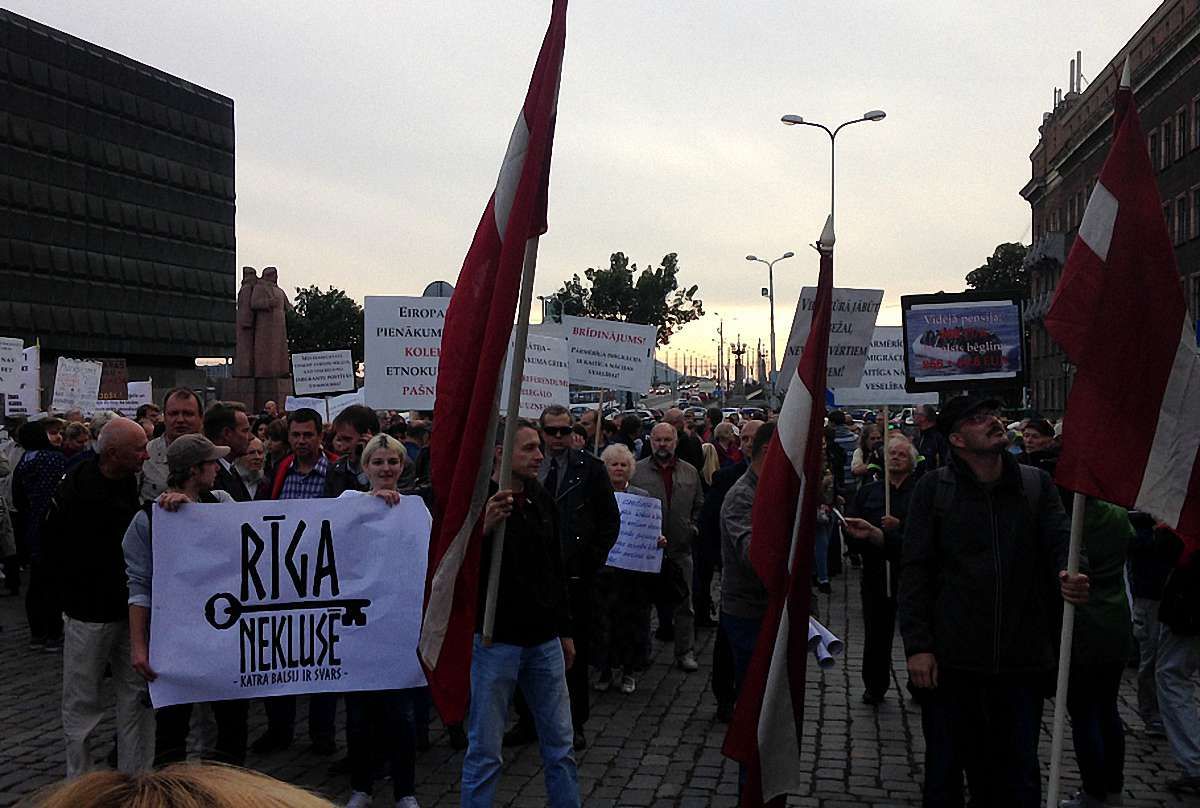 У столиці Латвії відбулася протестна хода проти прийому біженців