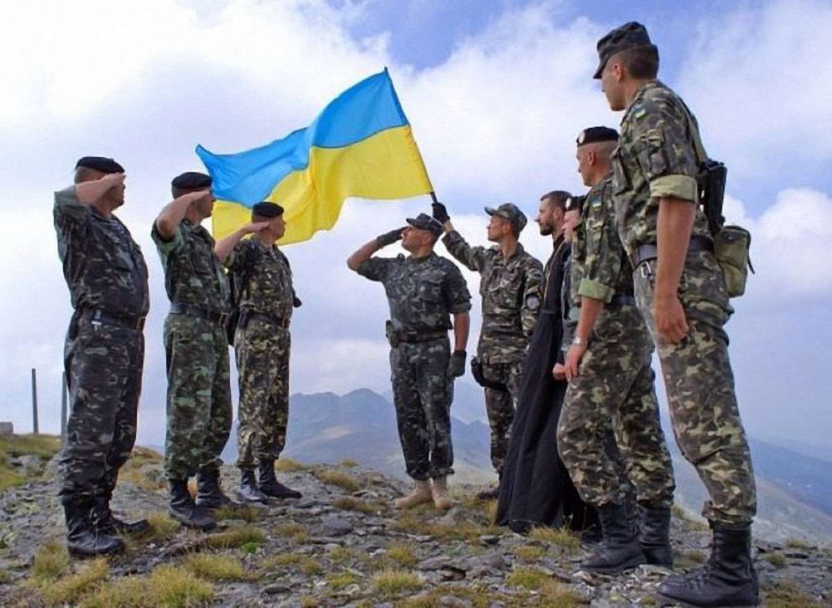 Порошенко нагородив 138 воїнів АТО