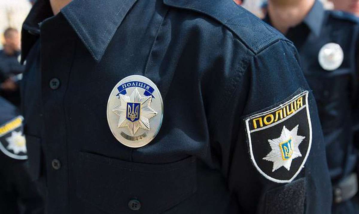 Львівського поліцейського звинувачують у побитті людини
