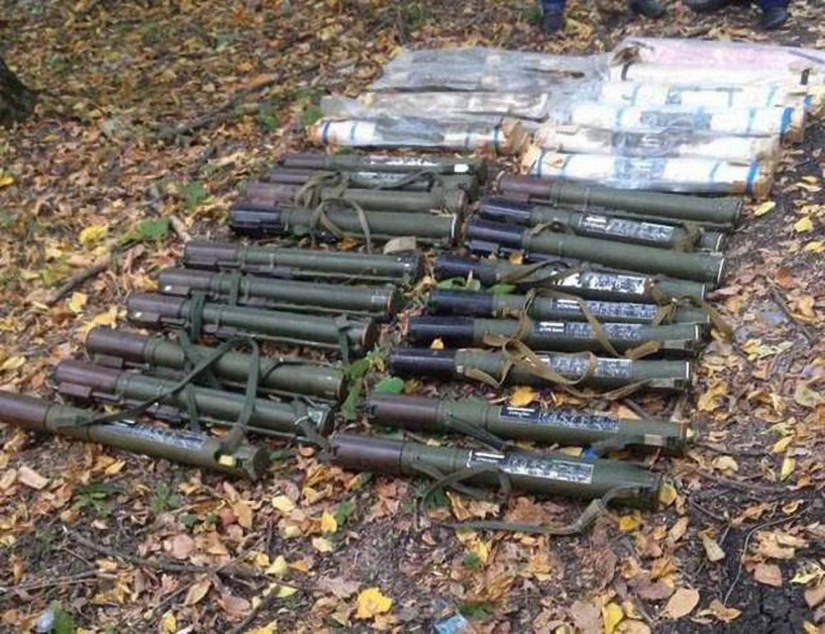 У Сєвєродонецьку виявили заміноване сховище зброї біля заводу «Азот»