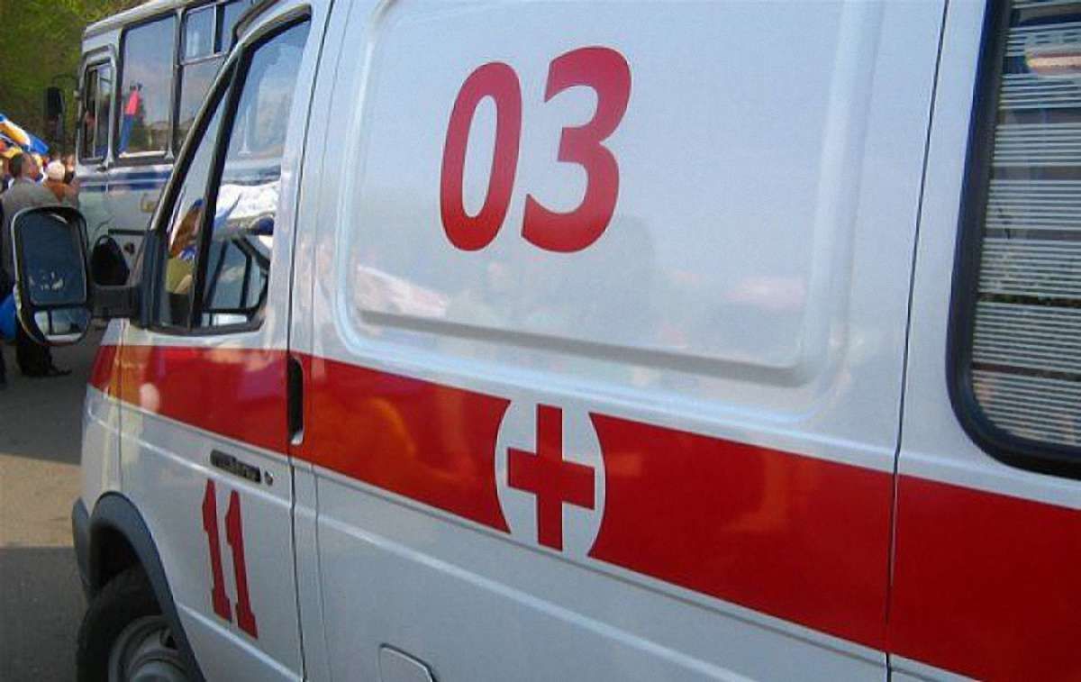 В Сімферополі невідомий вбив двох медиків на станції швидкої допомоги