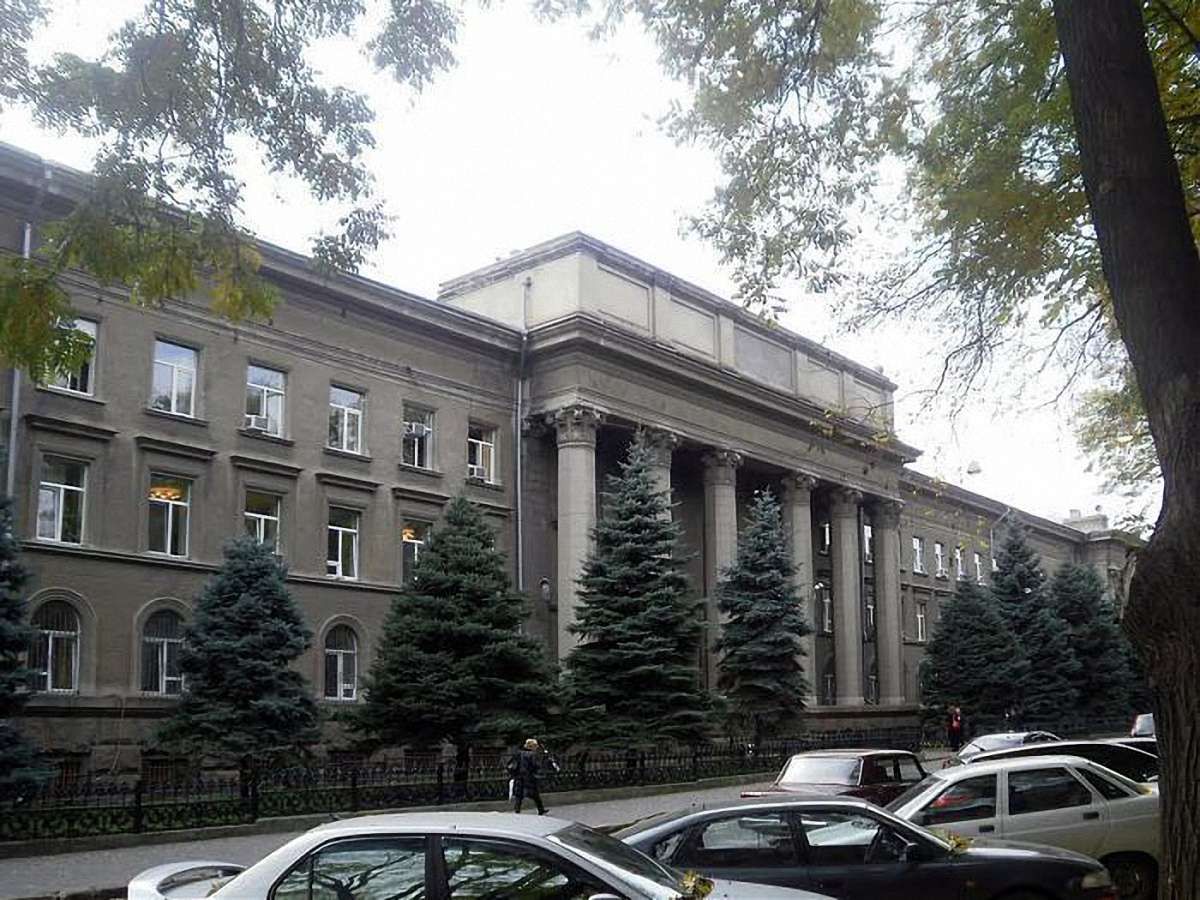 В Одесі вибухом пошкодили будівлю облуправління СБУ (фото)