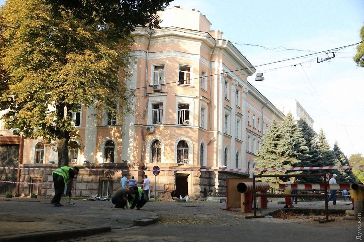 Підрив обласного управління СБУ в Одесі завдав численних руйнувань іншим будинкам (фото)