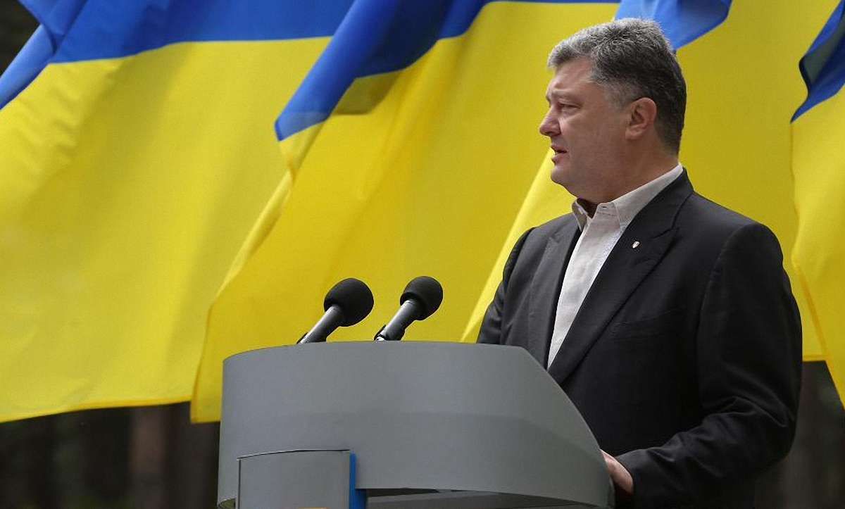 Порошенко заявив, що переселенці обов'язково повернуться додому