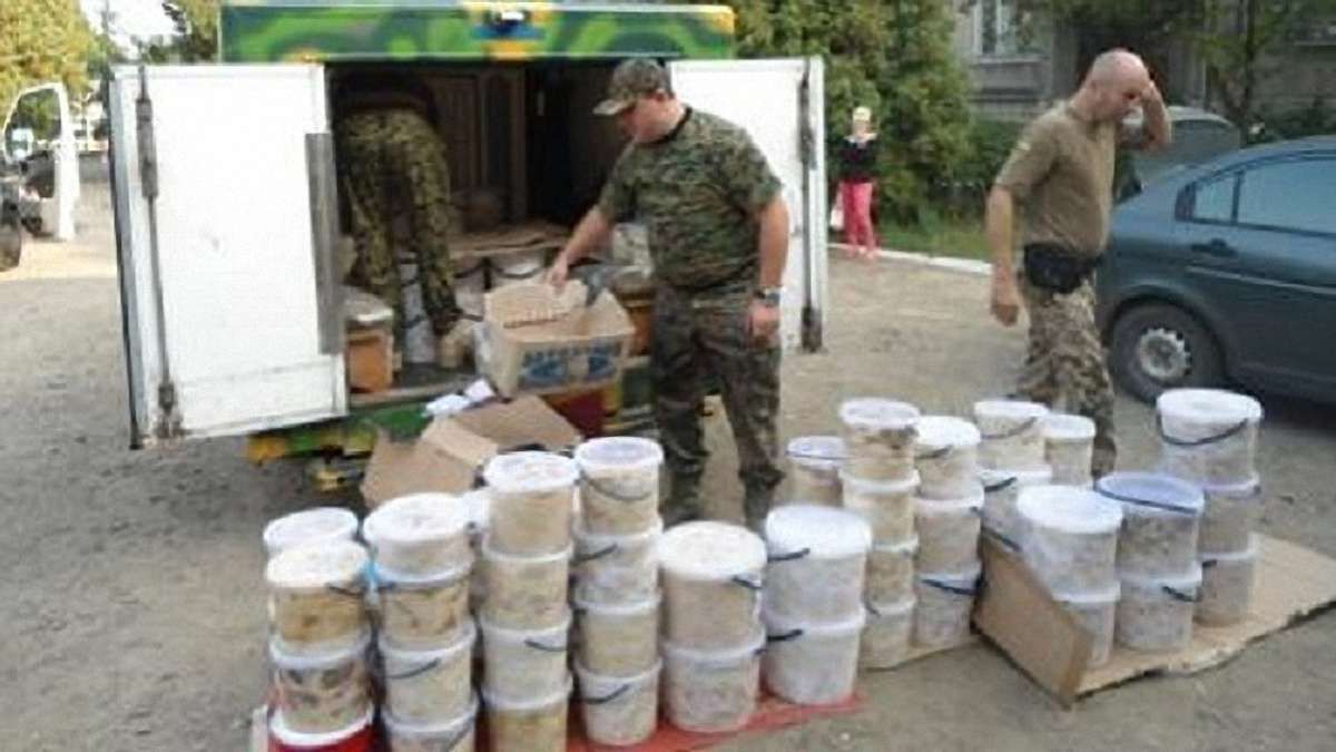 У зону АТО із Мостиськ відправили тонну вареників