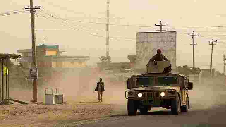 Афганські урядові війська намагаються відбити у талібів місто Кундуз