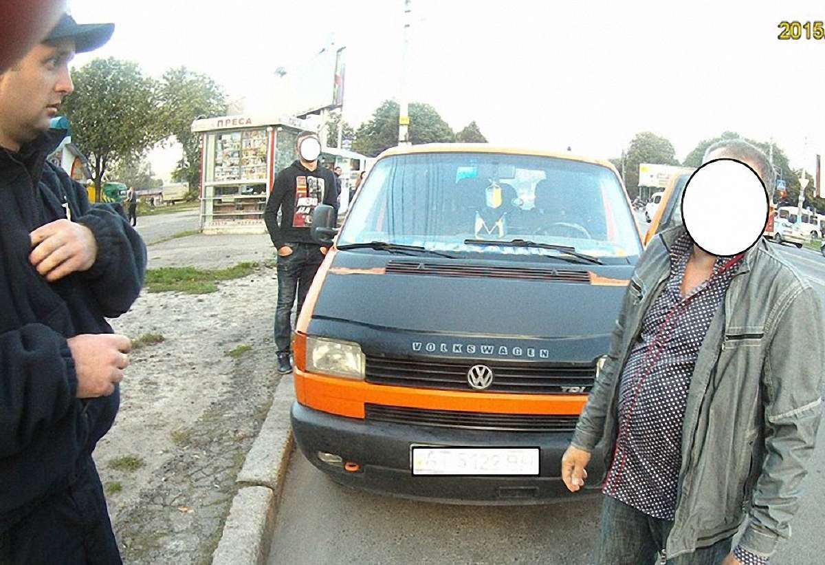 У Львові працівник міліції без документів за кермом втік від поліцейських