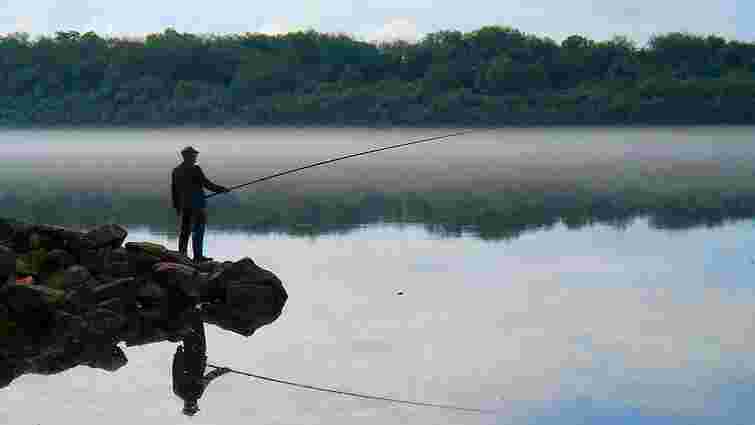 В Україні хочуть зробити платною любительську риболовлю