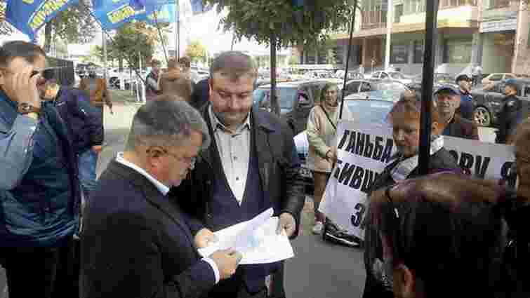 Керівнику київського осередку «Свободи» оголосили підозру за сутички під Верховною Радою